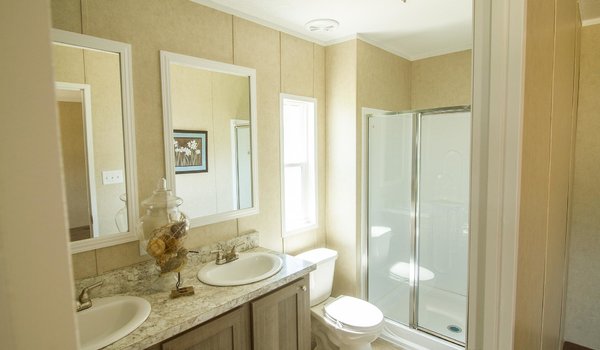 Caribbean / The Cinnamon Cay Bathroom 11271