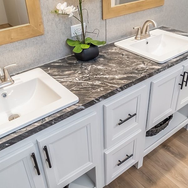 Epic Journey / The Boone 30CEJ28564AH Bathroom 55808