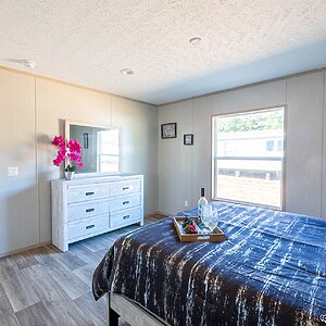 Epic Experience / The Snowcap 30CEE28764BH Bedroom 91925
