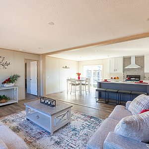Epic Experience / The Snowcap 30CEE28764BH Interior 91921