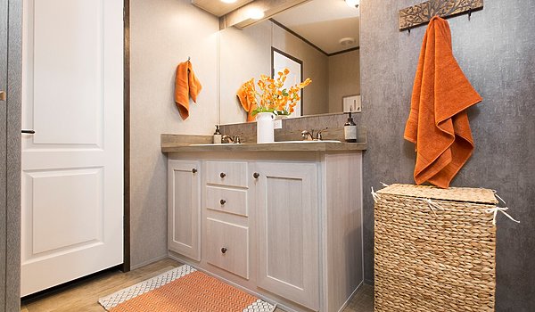 Smart Buy / 16803W Bathroom 33522