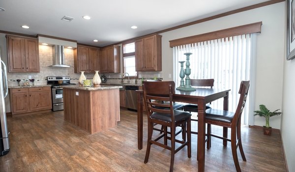 Schult / The Charleston Kitchen 9727