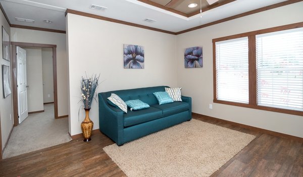 Schult / The Charleston Interior 9725