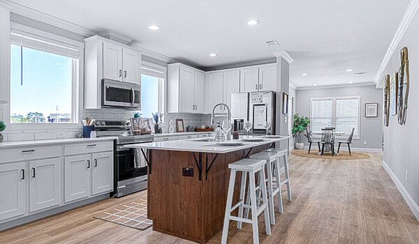 Alpine Series / The Denali 32SAP32683AH Interior 120058