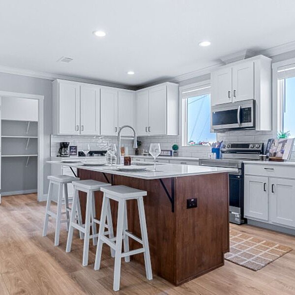 Alpine Series / The Denali 32SAP32683AH Interior 120059