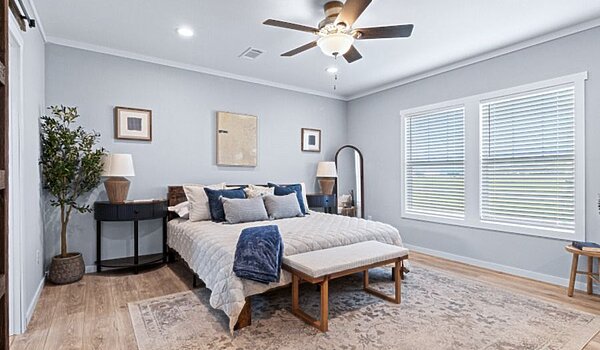 Alpine Series / The Denali 32SAP32683AH Interior 120066