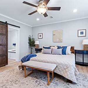 Alpine Series / The Denali 32SAP32683AH Interior 120067