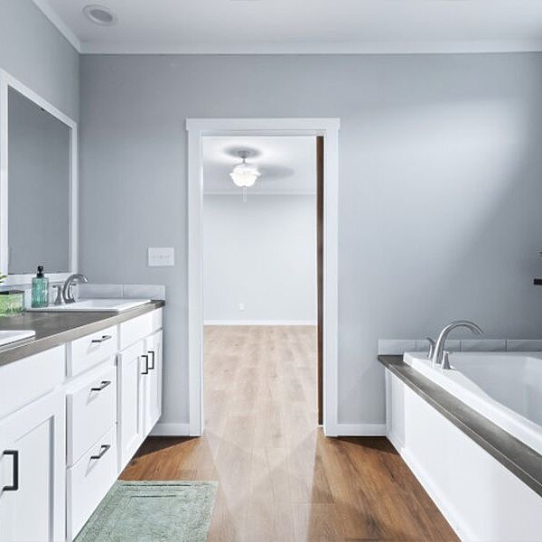 Alpine Series / The Olympus 32SAP32744B Interior 120079