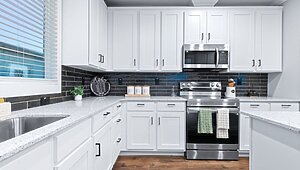 Alpine Series / The Olympus 32SAP32744B Interior 120073