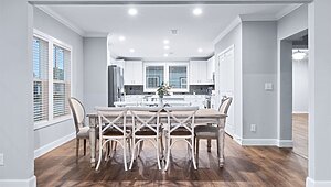 Alpine Series / The Olympus 32SAP32744B Interior 120075