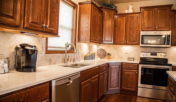 Single Story / Cedarwood Kitchen 57861