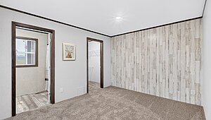Vista / The Greenbrier 16763L Bedroom 153447