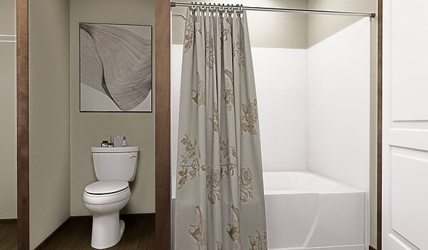 Epic Experience / Expedition 95CEE28604AH Bathroom 141115