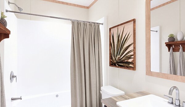 Epic Adventure / Tuscany 43CEA16682AH Bathroom 151961