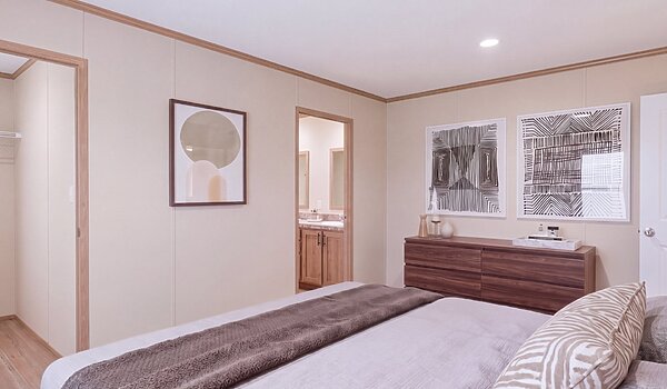 Epic Experience / Mariner 43CEE16763EH Bedroom 151865