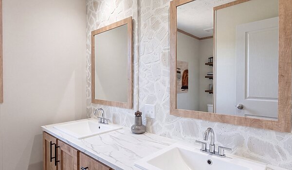 Epic Experience / Mariner 43CEE16763EH Bathroom 151853