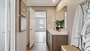 Prime Series / The Carlisle 3252H32P03 Bathroom 136747