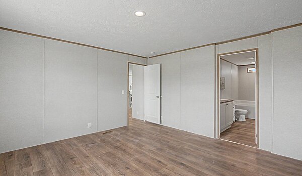 Prime Series / The Capstone 3260H32P03 Interior 130130