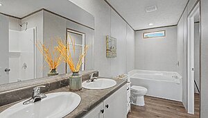 Prime Series / The Capstone 3260H32P03 Interior 130134