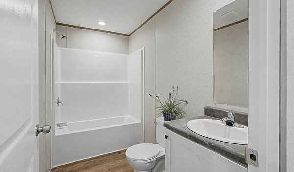 Prime Series / The Capstone 3260H32P03 Interior 130135