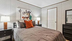 Prime Series / The Pike 1636H11P01 Bedroom 136773