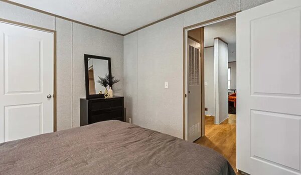 Prime Series / The Pike 1636H11P01 Bedroom 136774