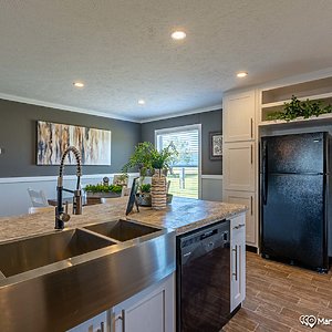 National Series / The Omaha 325642B Kitchen 37141
