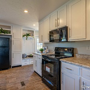 National Series / The Omaha 325642B Kitchen 37142