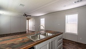 Capital Series / The Pikeville 167232E Kitchen 49415