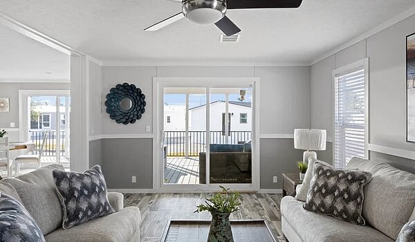 National Series / Cape Coral 286022A Interior 133381