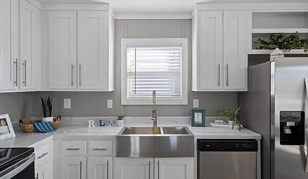 National Series / Cape Coral 286022A Interior 133383