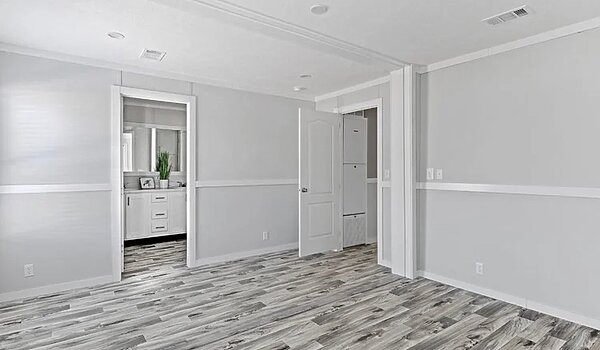 National Series / Cape Coral 286022A Interior 133384