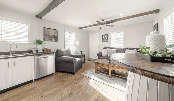 Exclusive Series / Embercrest 145221A Interior 133402