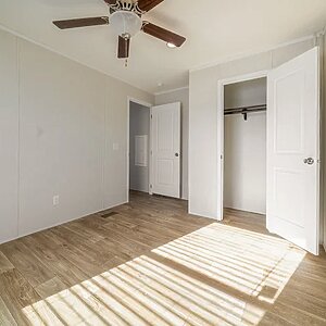 Exclusive Series / Embercrest 145221A Interior 133404