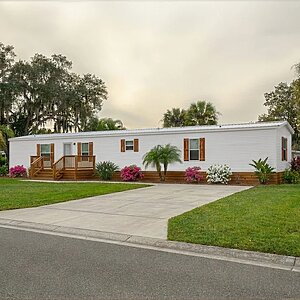 Exclusive Series / Roseland 167632R Exterior 133448