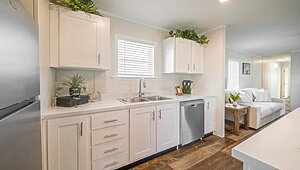 Exclusive Series / Sweetbay 167632T Interior 133476