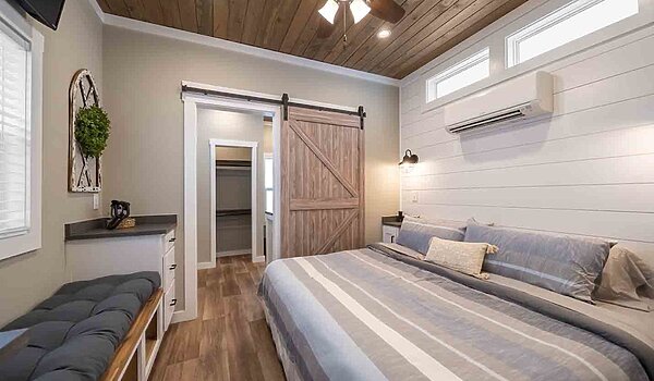 Clayton Park Model / Cheaha Interior 120822