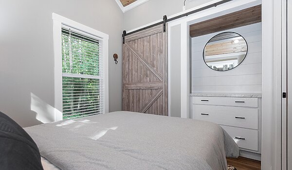 Clayton Park Model / Coldwater Interior 120836