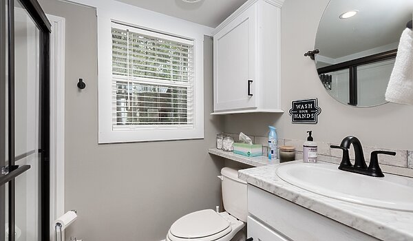 Clayton Park Model / Coldwater Interior 120838