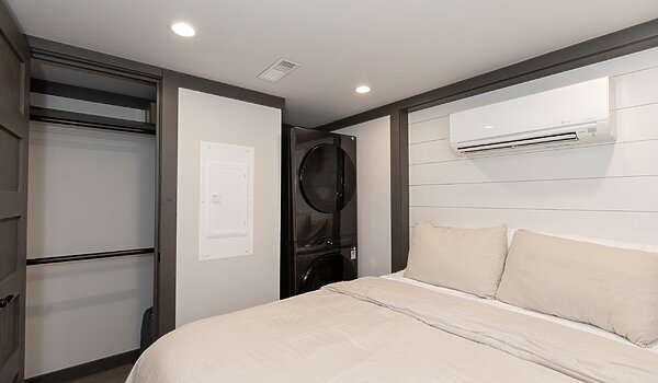 Clayton Park Model / Skyway Interior 120878