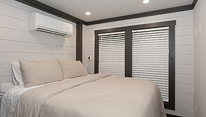 Clayton Park Model / Skyway Interior 120877