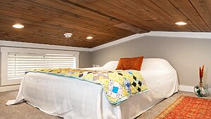 Clayton Park Model / Swayback Interior 120891