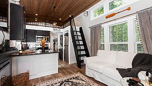 Clayton Park Model / Swayback Interior 120885