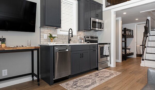 Clayton Park Model / Tannehill Interior 120899