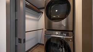 Clayton Park Model / Wheeler Interior 129711