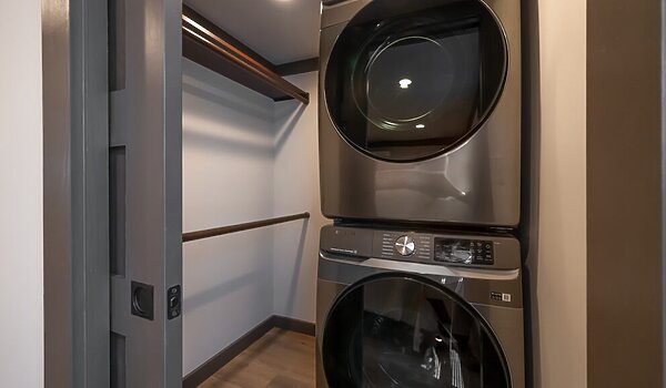 Clayton Park Model / Wheeler Interior 129711