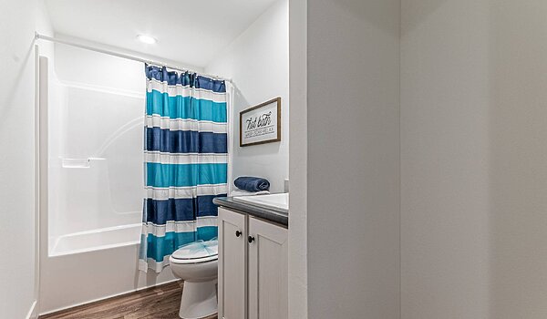 Tempo / Three Little Birds 54TEM24523AH Bathroom 121122