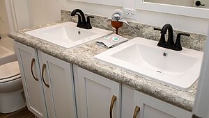 Encore / Montgomery 54ENC32623AH Bathroom 150602