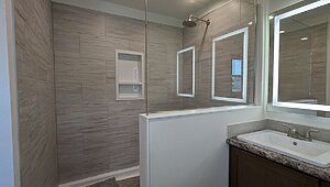 Legend HUD / 327-1 54LGD28643BH Interior 134678