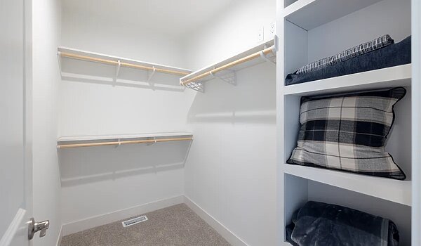 Encore / Winston 54ENC28563BH Interior 134698